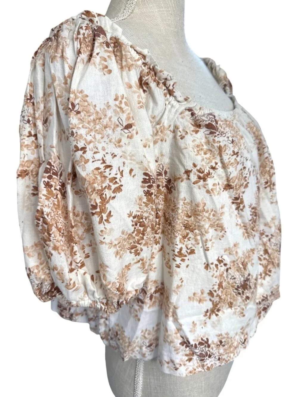 Abercrombie & Fitch Floral Puff Sleeve Top Beige/Brown L